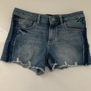 Super stretchy high waisted blue jean shorts